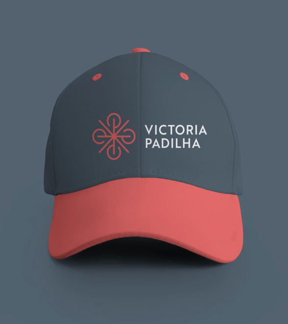 Victoria Padilha Personal Trainer Boné